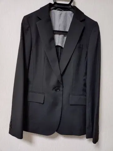 더 슈트 컴퍼니 여성용 블랙 수트