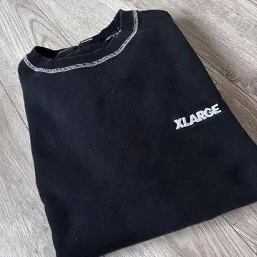 XLARGE 맨투맨