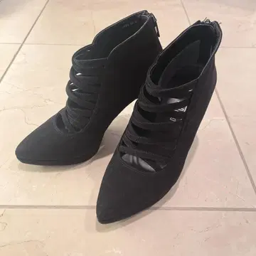 풀 사이드 부티 레이스업풍