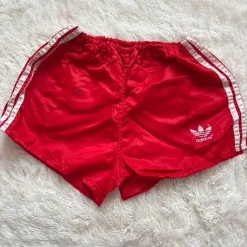 80년대 구제 의류 adidas 빨간색 숏팬츠