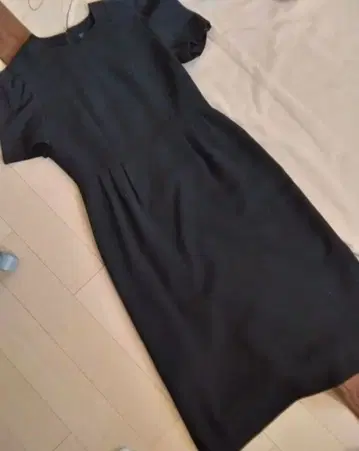 소와르 베니르 예복 블랙 드레스와 자켓 세트