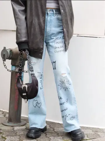 오리지널 그래픽 데님 팬츠