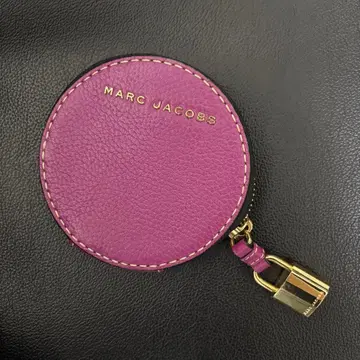 [ 미사용 ] MARC JACOBS 자물쇠 코인 케이스 (퍼플)