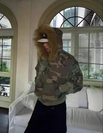 카모플라쥬 퍼 봄버 자켓