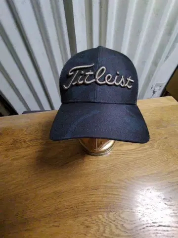 Titleist 캡 블랙 카모플라쥬 한정품 품절 모델