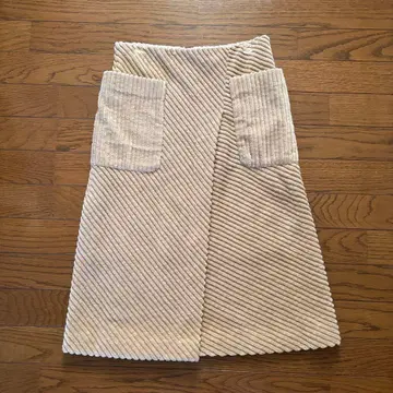 Whim Gazette 윔 가젯 코듀로이 타이트 스커트