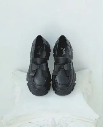 bubbles 리본 로퍼 37 블랙 통굽