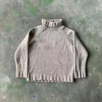 j.Crew 하이넥 니트 홍콩 제조