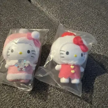 산리오 치비토모 헬로키티