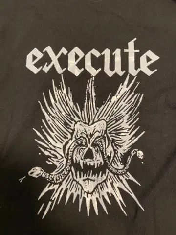 새상품 excute t셔츠 L사이즈 gism 크라스트 펑크