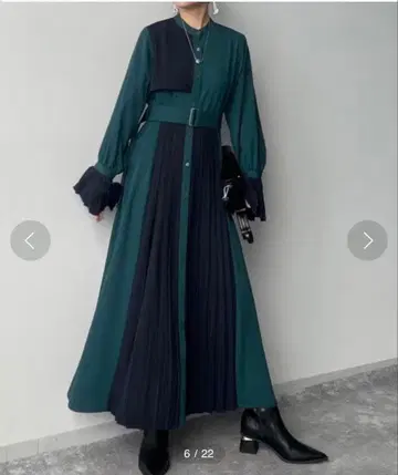 [HARE] 소매 플리츠 절개 원피스 그린