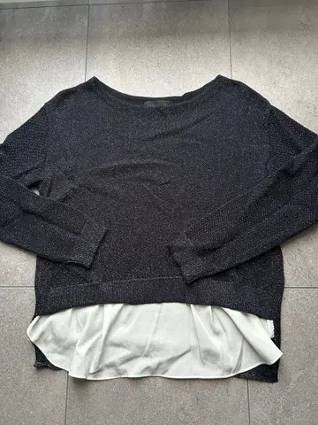 UNTITLED 언타이틀 네이비 반짝이는 니트탑