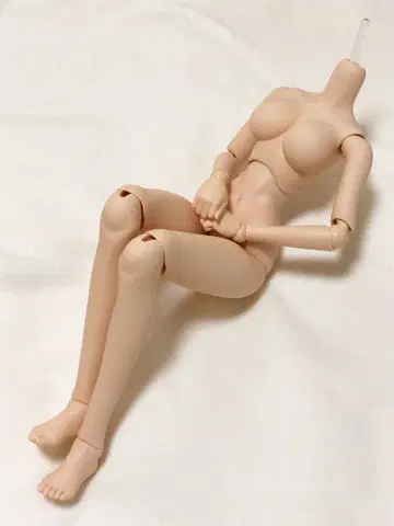 돌피드림 DD 바디 프레쉬 피부 L컵?