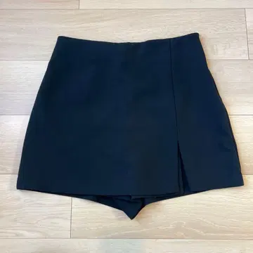 ZARA 숏팬츠 블랙