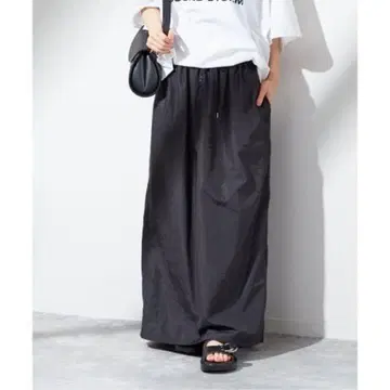 엑셀 테크 이지 맥시 스커트 JOURNAL STANDARD