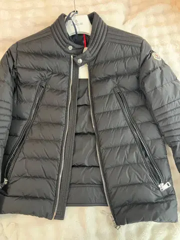 블랙 다운 자켓