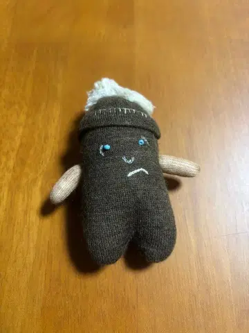 45r45rpm 브라운 봉제 인형 (하자 있음)