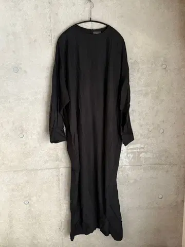 WIRROW CUPRO COTTON 크루넥 드레스