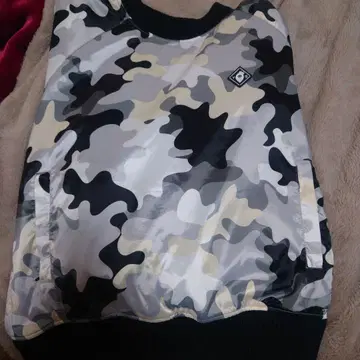 v12 카모 패턴 스니드 사이즈 4