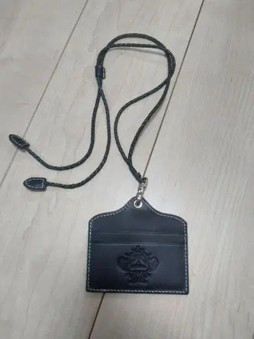 Orobianco 블랙 가죽 패스 케이스