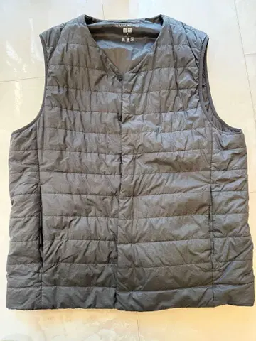 유니클로 웜 패디드 베스트 그레이 M