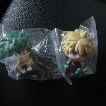 히로아카 스와라세타이 미도리야 이즈쿠 바쿠고 카츠키