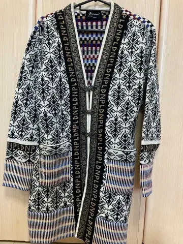 돈페리뇽 빈티지 니트 가디건