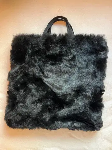 TWEEDMILL 블랙 퍼 토트백