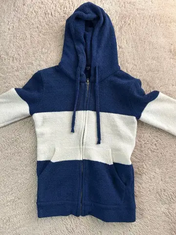 Retro Engine 후드 부착 후드티 네이비