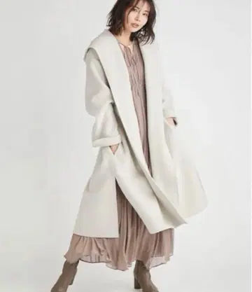 frayid MANTECO 후드 리버 코트