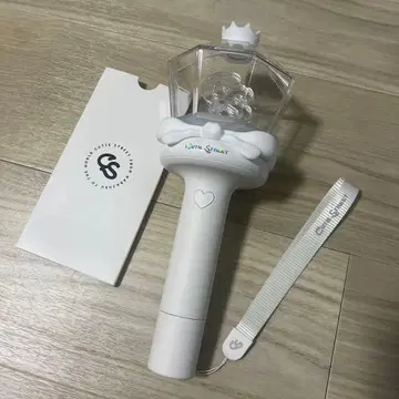 CUTIESTREET 공식 응원봉