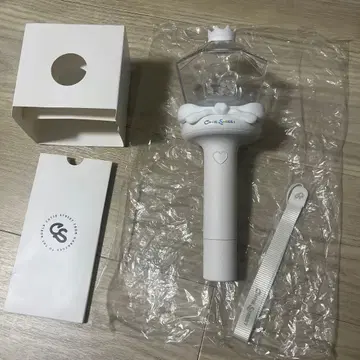 CUTIESTREET (큐스트) 공식 응원봉