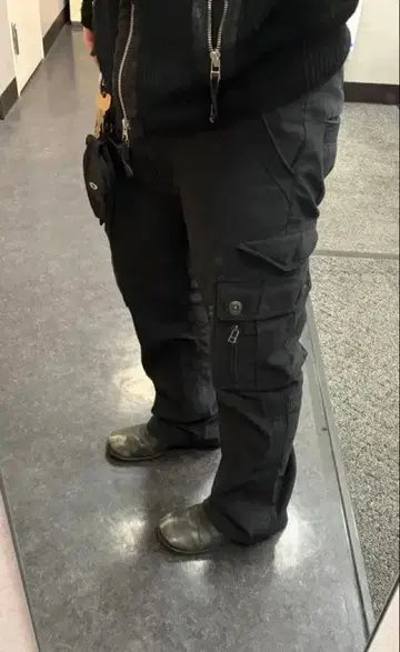 5351 푸어 레 옴므