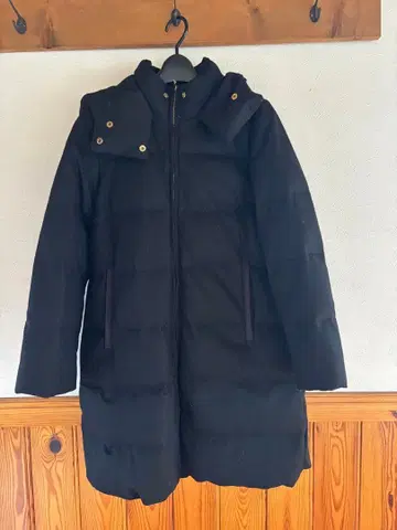 니시카와 블랙 후드 부착 롱 코트