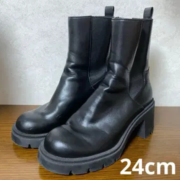 ZARA 블랙 사이드 고어 부츠 통굽 24cm