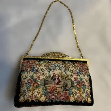 비엔나 푸치 포원 백 새상품급