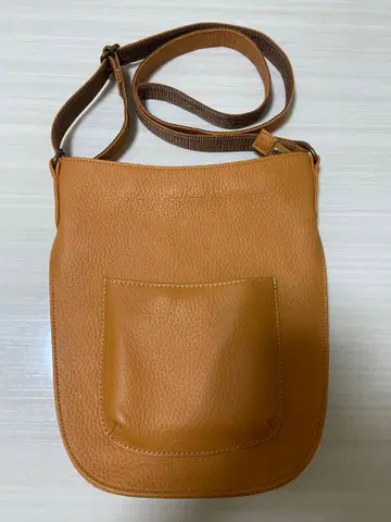 NIP 닙 소가죽 숄더백 사선 카멜색