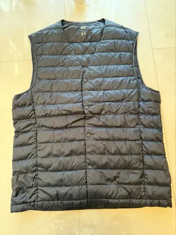 UNIQLO 울트라 라이트 다운 베스트 네이비 남성용 M