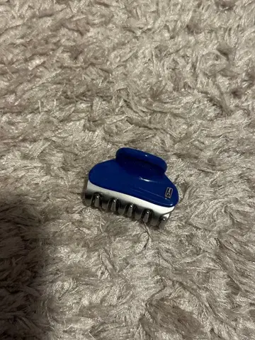 알렉상드르 드 파리 파란색 클립식 헤어 액세서리