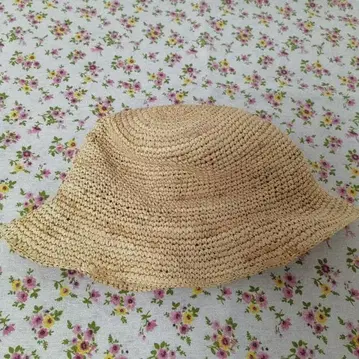 베이지 스트로우 버킷햇
