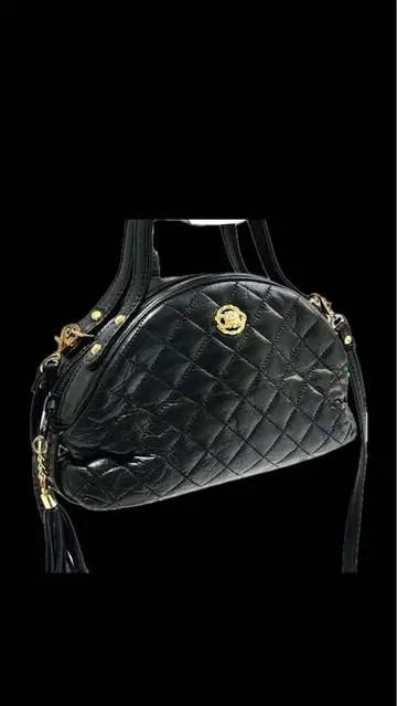 블랙 퀼팅 핸드백