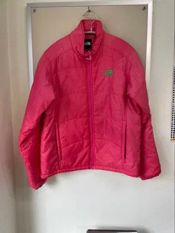 더 노스페이스 핑크 다운 자켓