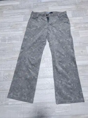 Oakley 스트레이트 팬츠 34 그레이