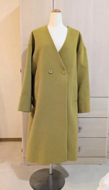 Right-on 올리브 그린 더블 버튼 롱 코트