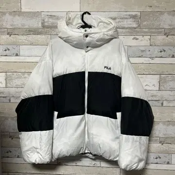 FILA 후드 부착 루즈핏 충전솜 아우터 화이트/블랙