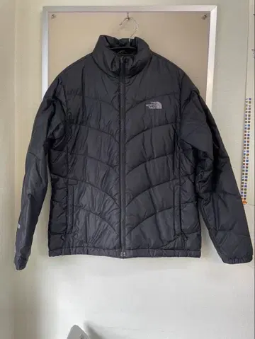 The North Face 블랙 다운 자켓