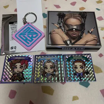 코다 쿠미 스티커 씰 키링 코타베