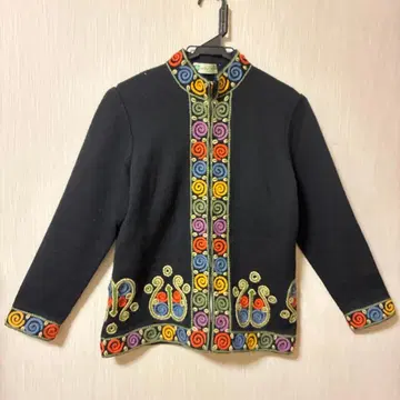 히츠지야 자수 장식 긴팔 니트 자켓