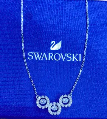 스와로브스키 목걸이 새상품급