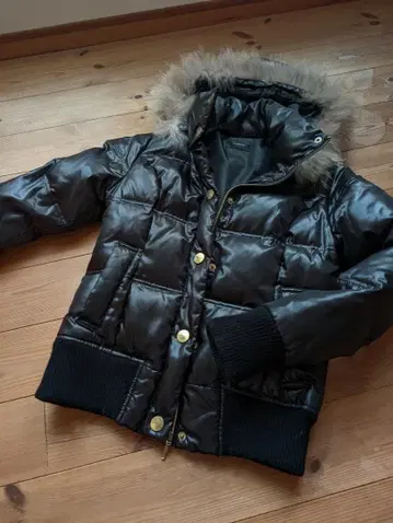 a/girls 블랙 다운 자켓